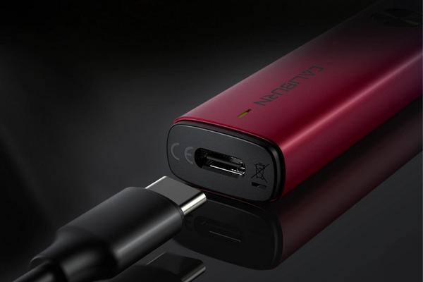 image showing USB C cable enetering Caliburn A2 charging port